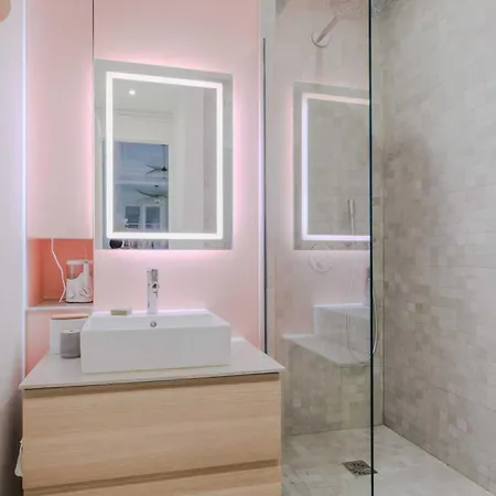 شقة 3 Bedroom With Balcony - Belleville